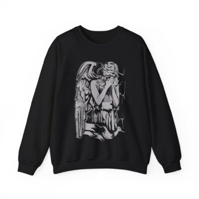 🗿🌀 Weeping Angel Unisex Sweatshirt – Cozy Horror from Across Time