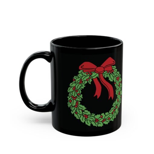☕ Holiday Wreath Black Mug – Classic Cheer in Every Sip - Image 2