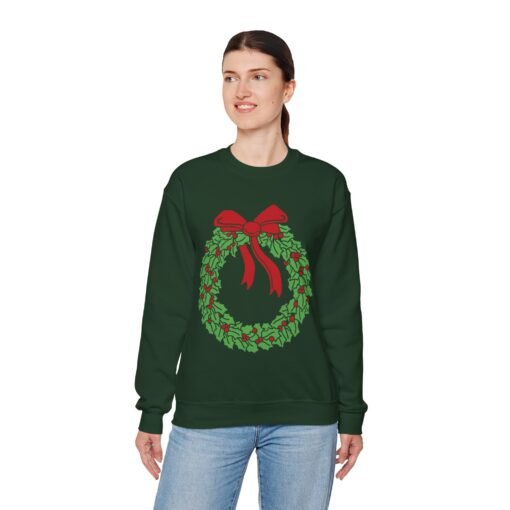 🎄 Holiday Wreath Unisex Sweatshirt – Cozy Up in Classic Christmas Style - Image 6