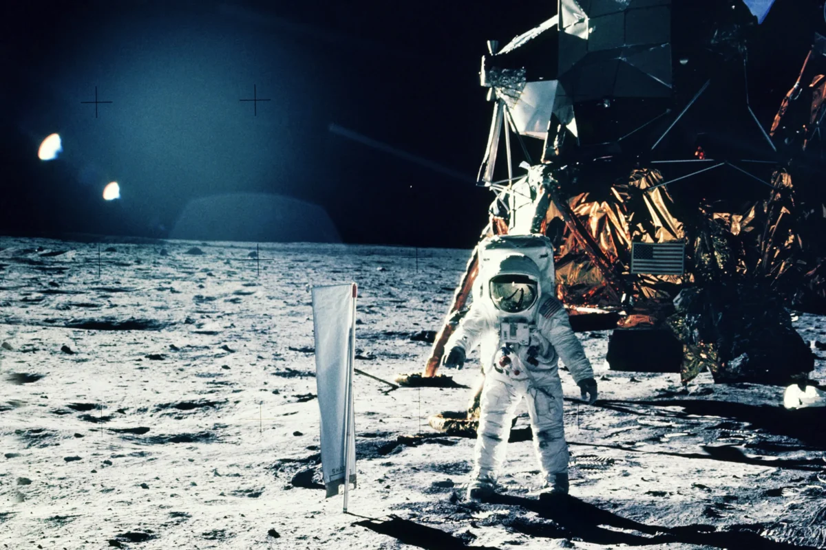 Apollo11-moon landing