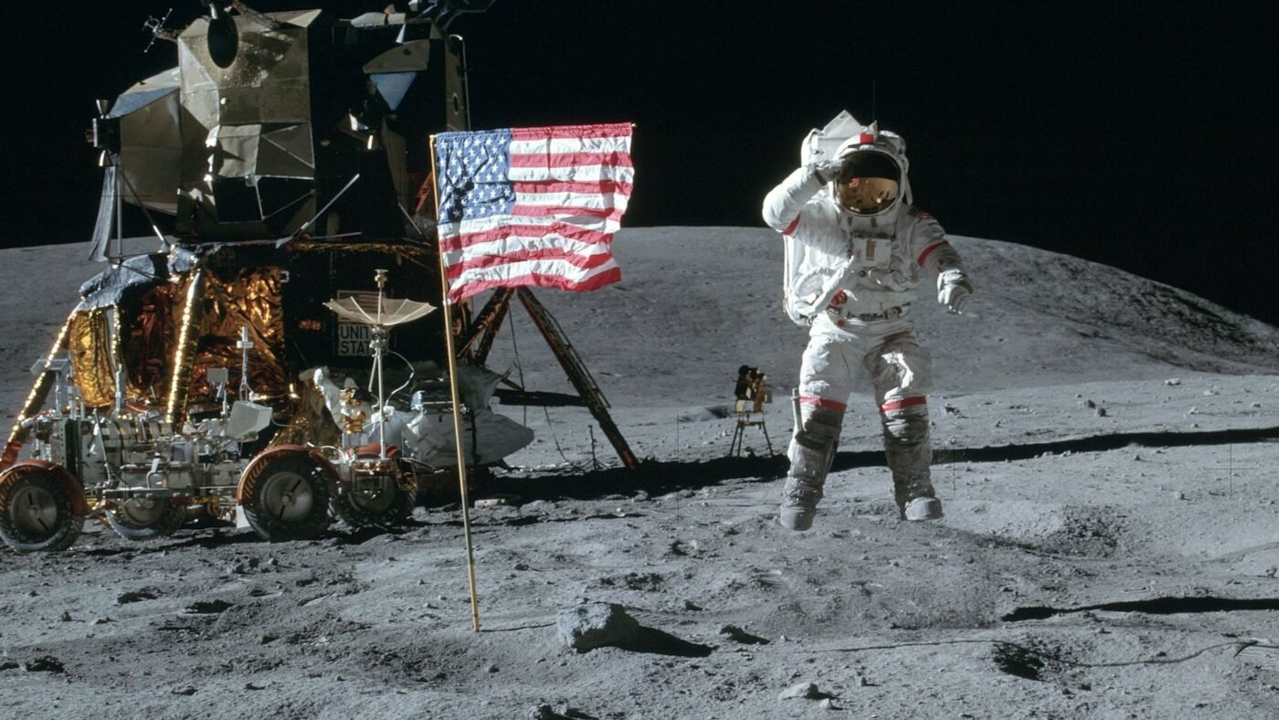 apollo-11-moon-moments