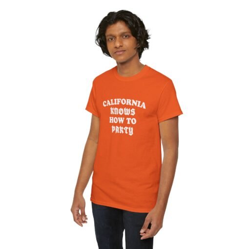 "California Knows How to Party" Unisex T-Shirt – West Coast Vibes - Image 11