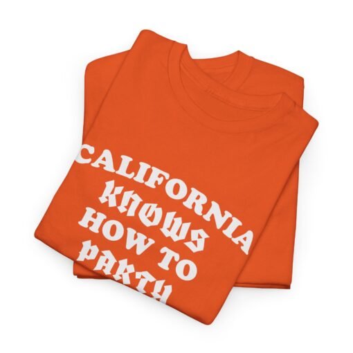 "California Knows How to Party" Unisex T-Shirt – West Coast Vibes - Image 3