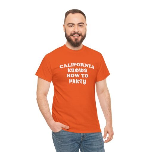 "California Knows How to Party" Unisex T-Shirt – West Coast Vibes - Image 7