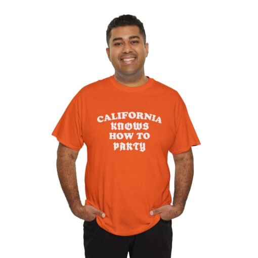 "California Knows How to Party" Unisex T-Shirt – West Coast Vibes - Image 10