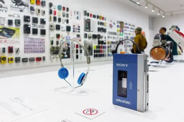 Sony Eye Walkman