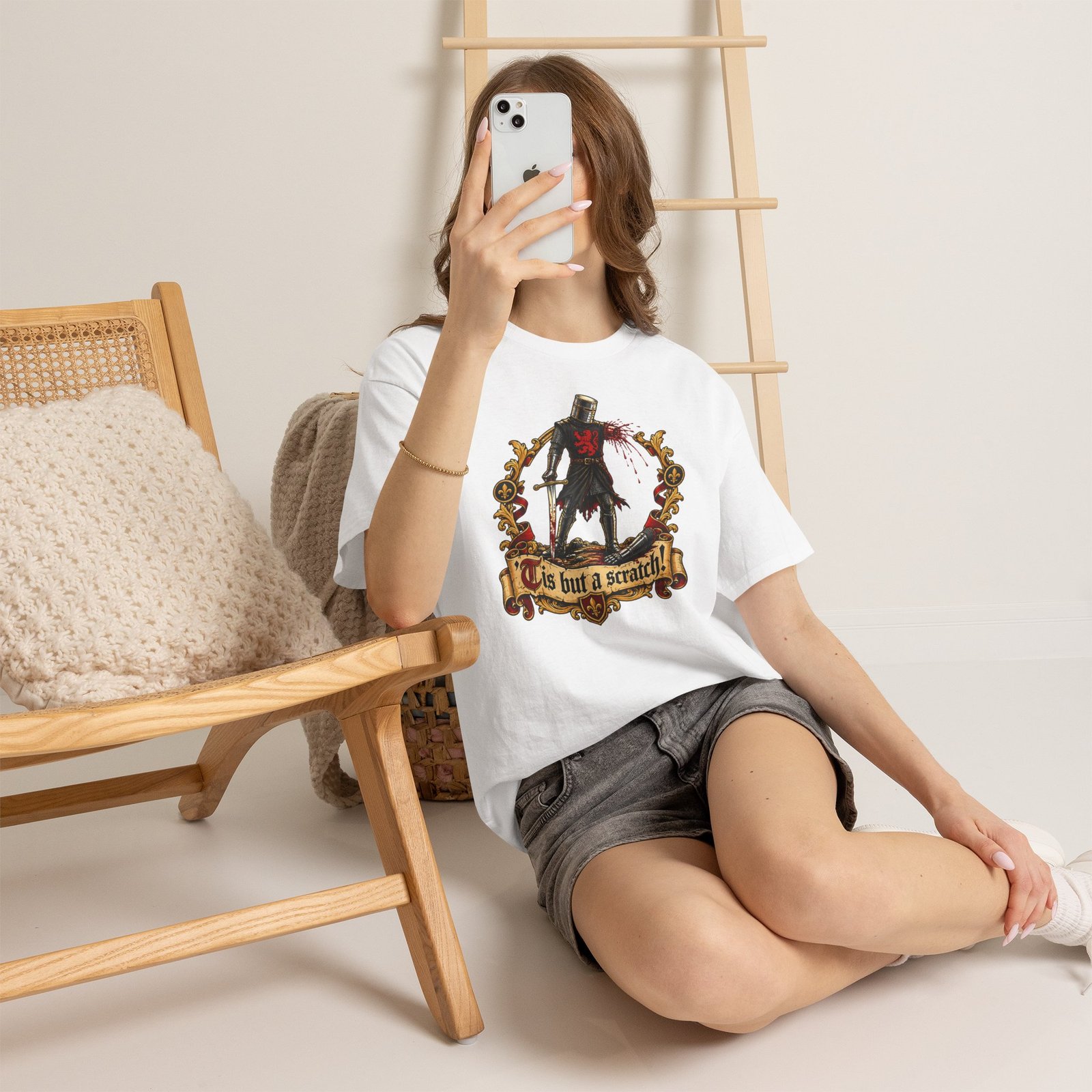 'Tis But A Scratch - Unisex T-Shirt – Funny Monty Python and the Holy Grail - Black Knight - Image 12